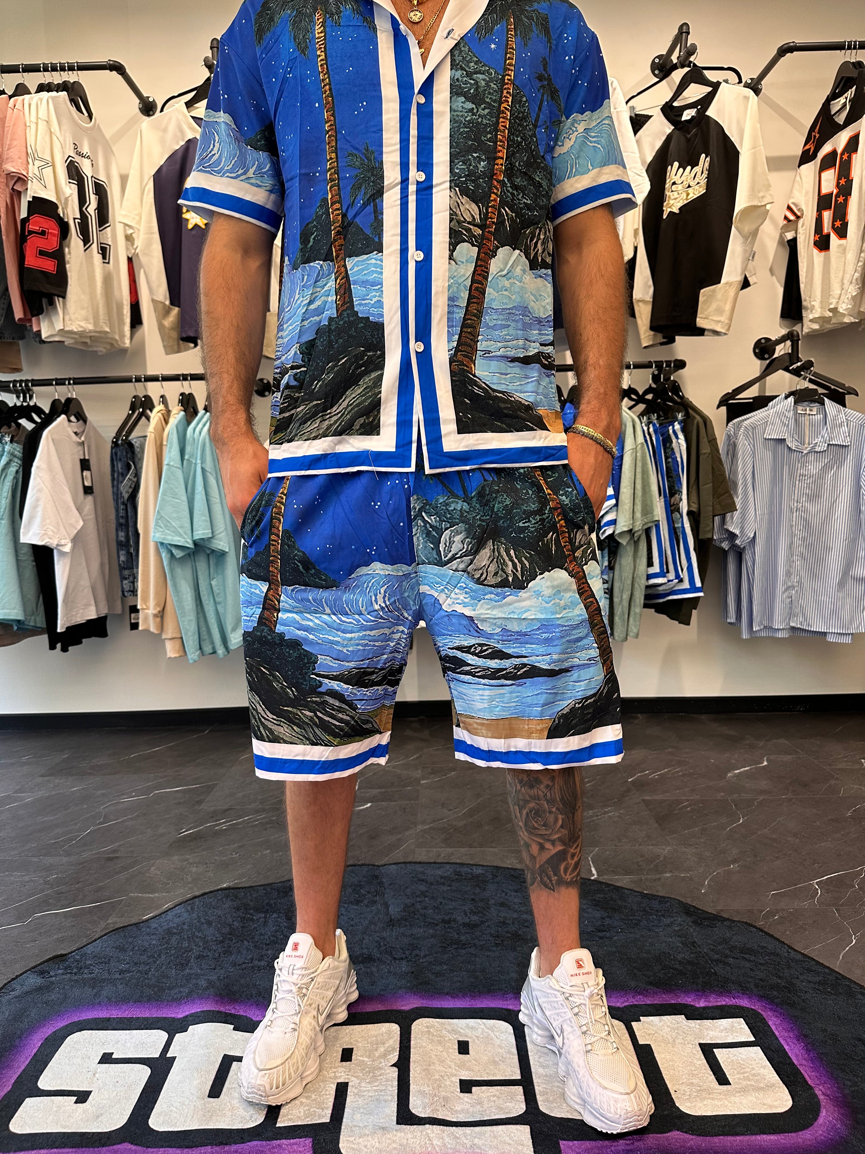 Completo Palm Trees