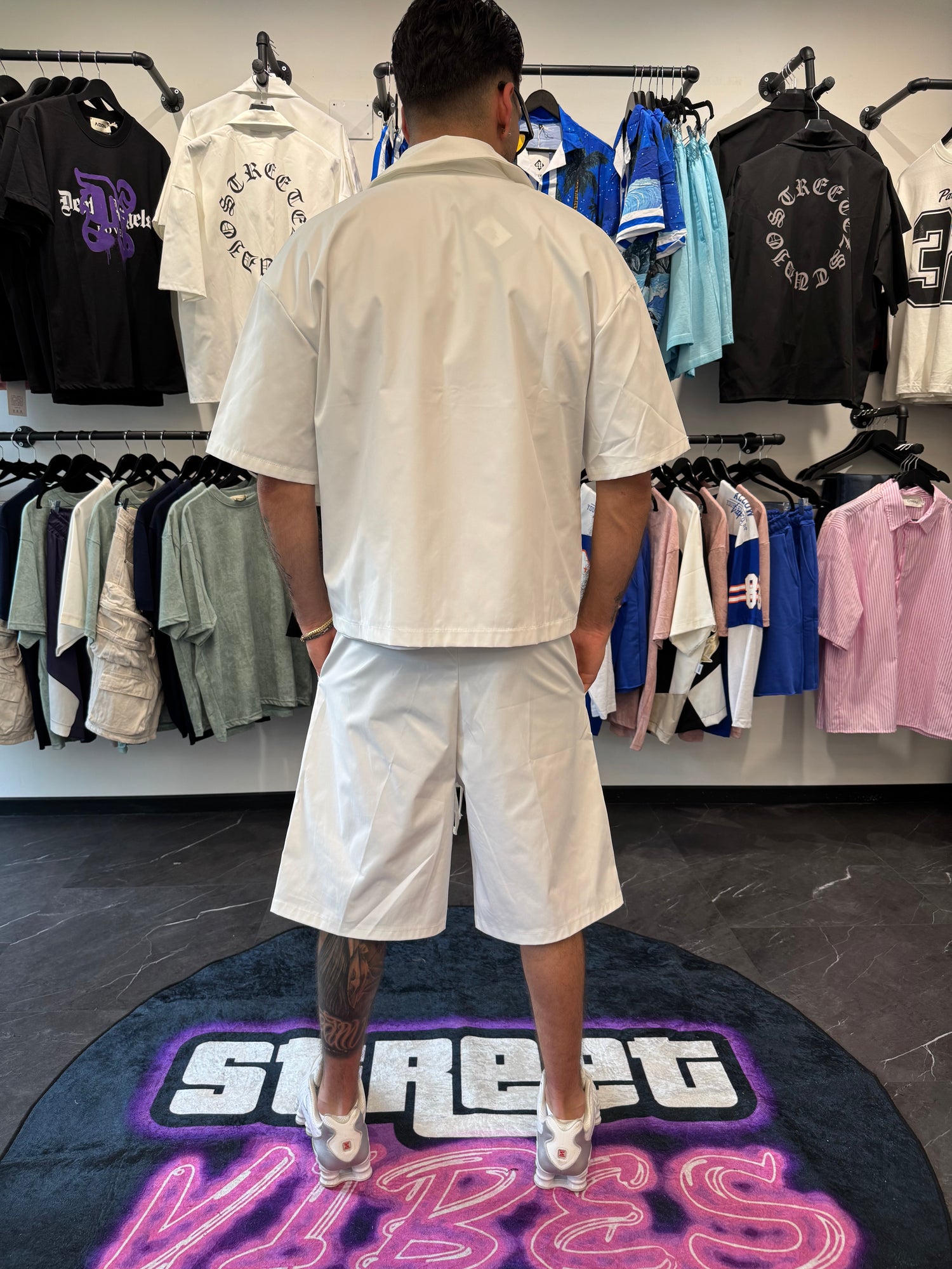Completo Zip White